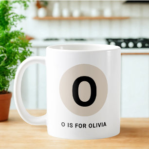 Tasse initiale moderne – Design “O est pour [Nom]”