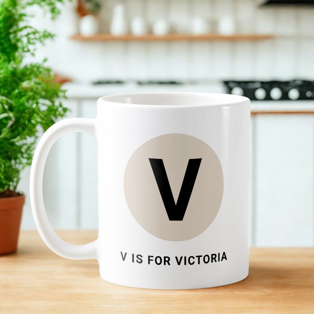 Tasse initiale moderne – Design “V est pour [Nom]” (Créateur téléchargé)