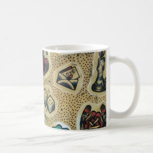 Tasse instantanée traditionnelle de tatouage