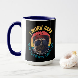 Tasse  JE TRAVAILLE DUR  Mug