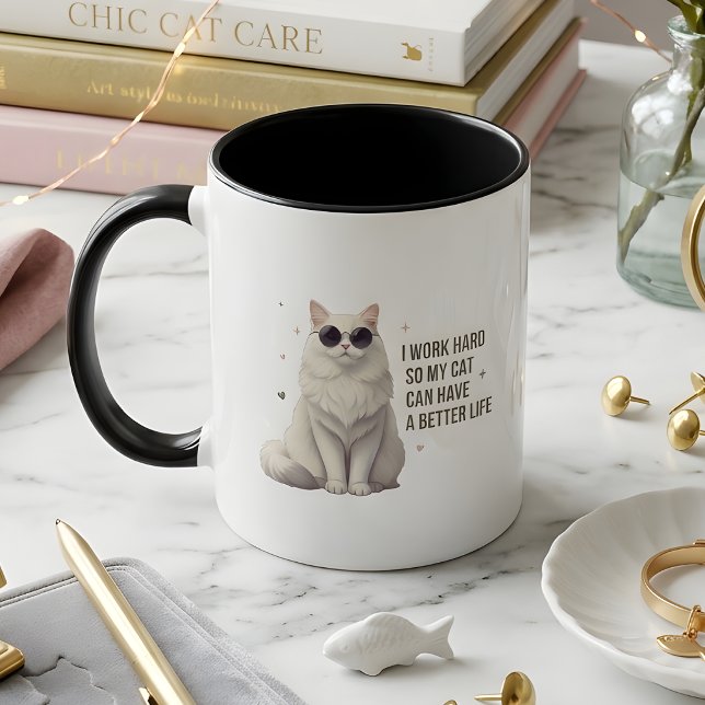 Tasse « Je Travaille Dur Pour Que Mon Chat Ait Une (Créateur téléchargé)