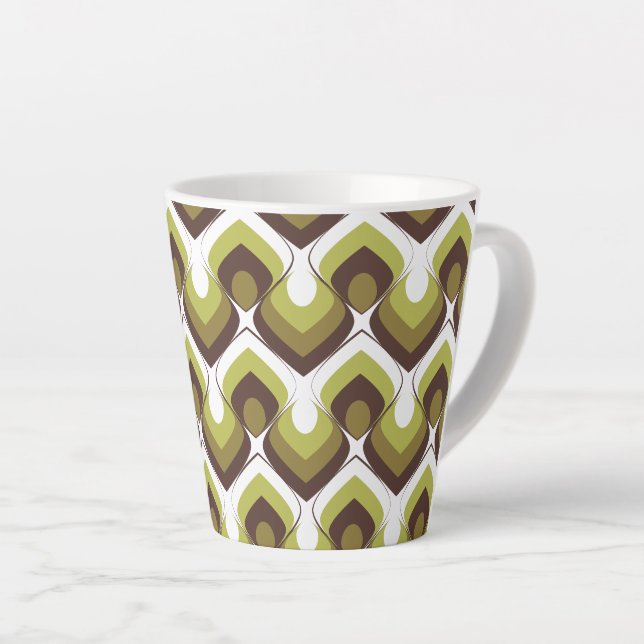 Tasse Latte 70s Bold Modern Retro Ogee Motif in Greens (Angle droit)