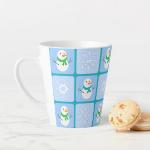 Tasse Latte À damiers hiver bonhomme de neige motif et flocons