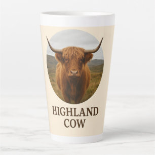 Tasse Latte Affiche de portrait de vache des Highlands avec "V