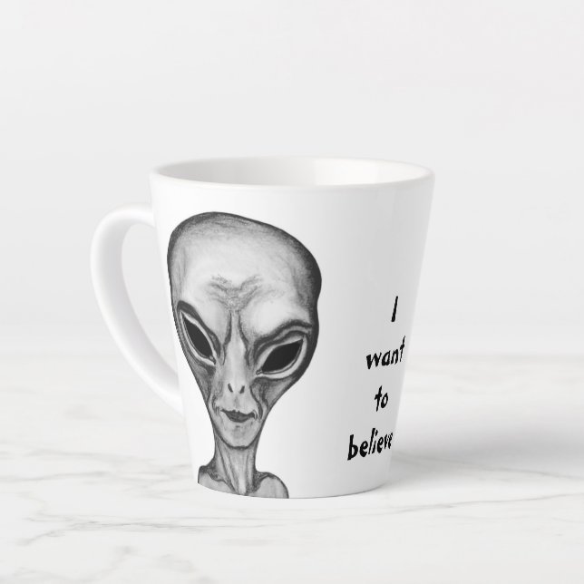 Tasse Latte Alien gris, je veux croire (Angle gauche)