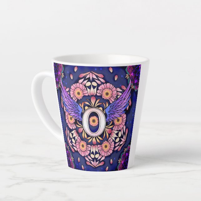Tasse Latte Alphabet O (Angle gauche)