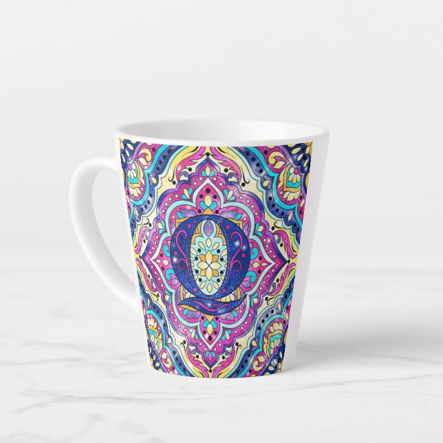 Tasse Latte Alphabet Q (Angle gauche)