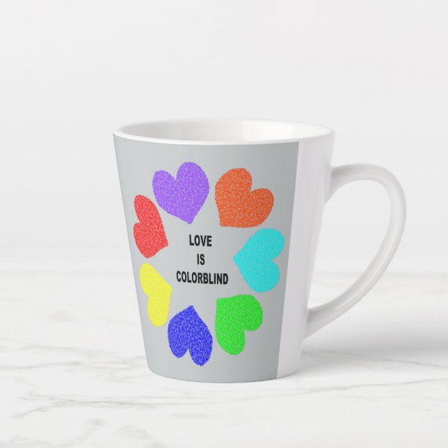 Tasse Latte Amour interracial Coeurs arc-en-ciel (Droite)