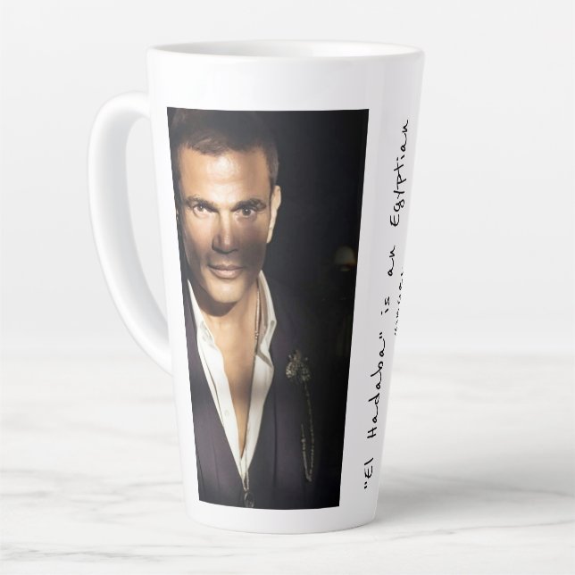 Tasse Latte Amr Diab (Angle gauche)