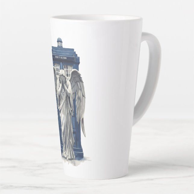 Tasse Latte Ange pleureur avec Blue Police Box 1 (Angle droit)