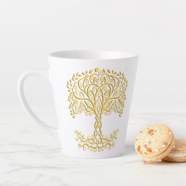 Tasse Latte Arbre Celtique Jaune (En situation)