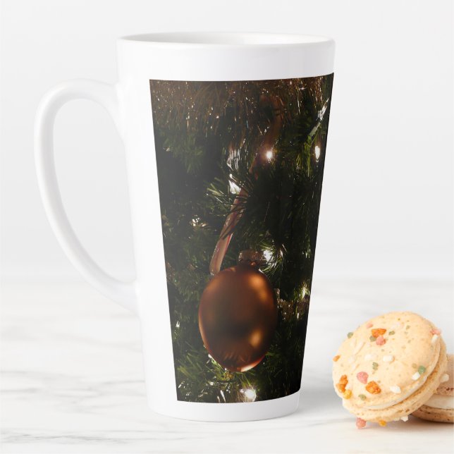 Tasse Latte Arbre de Noël III Lieu de vacances (En situation)