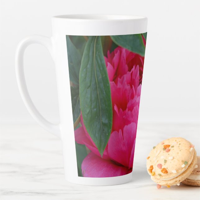 Tasse Latte Bashful Pink Peony (En situation)