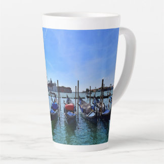 Tasse Latte Bateau Venise Gondolas Italie Ciel bleu