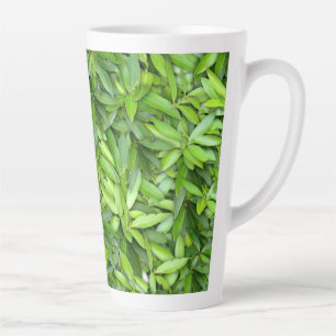 Tasse Latte Beaucoup de belles feuilles vertes