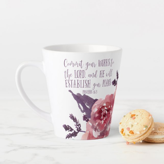 Tasse Latte Bible rose Chic Verse Bible Typographie (En situation)