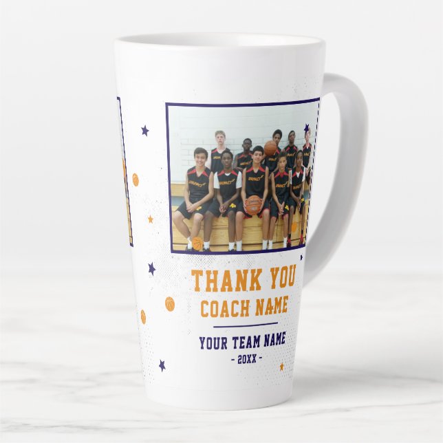 Tasse Latte Blue Thank you Coach Team Name and Team Photo (Angle droit)