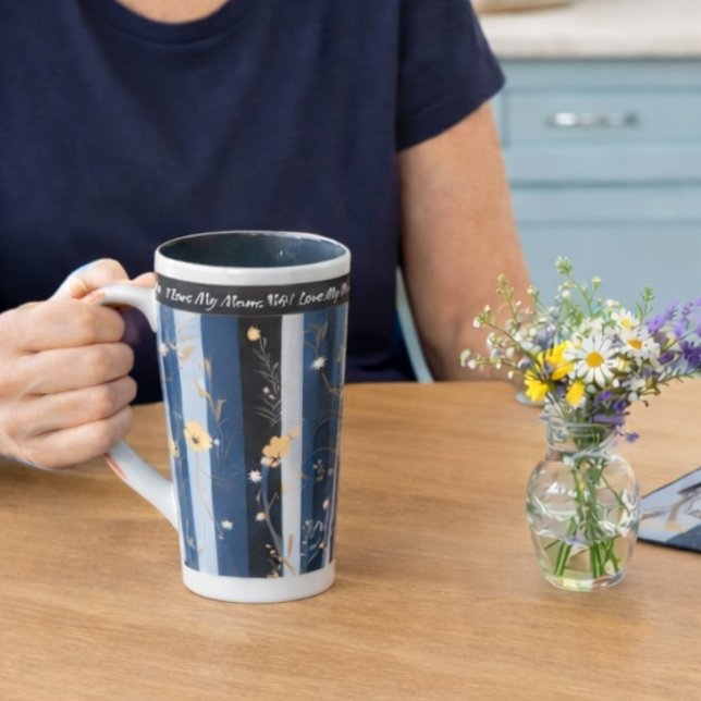 Tasse Latte Boho Fleur Sauvage Rayée Amour Moderne Ma Mère (Créateur téléchargé)