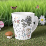 Tasse Latte Bois-moi | Vintage Alice In Wonderland Tea Party<br><div class="desc">Notre Alice vintage, belle et magique au pays des merveilles, boit-moi des tasses est parfait pour Alice aux pays des merveilles. Le design présente nos fleurs originales dessinées à la main, des tasses, des papillons et des dessins de théière, ainsi que nos personnages vintages restaurés Alice in Wonderland. Vintage écrit...</div>