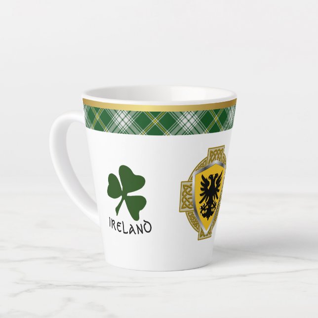Tasse Latte Browne Irish Shield & Tartan Personnalisé (Angle gauche)