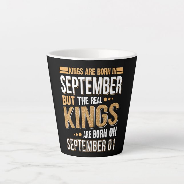 Tasse Latte Cadeau d'anniversaire | La Reine Est Née En Septem (Devant)