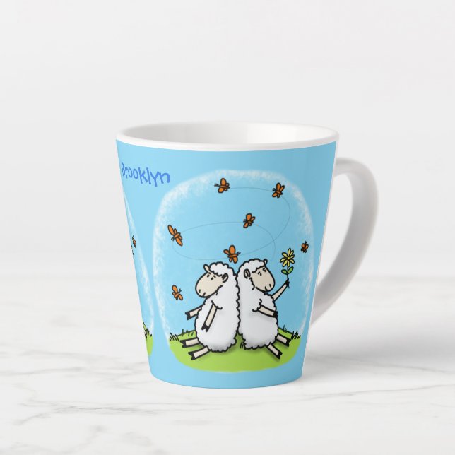 Tasse Latte Caricature de moutons mignons amis et papillons (Angle droit)