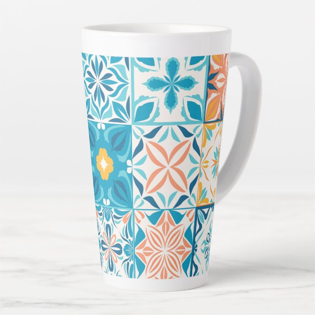 Tasse Latte Carrelage orange et bleu (Angle droit)