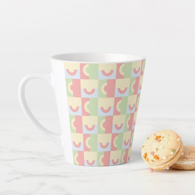 Tasse Latte Cercles en jaune et rose (En situation)