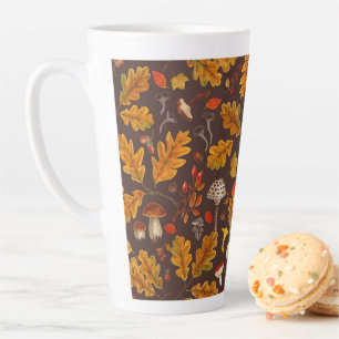 Tasse Latte Champignons forestiers et flore d'automne sur brun