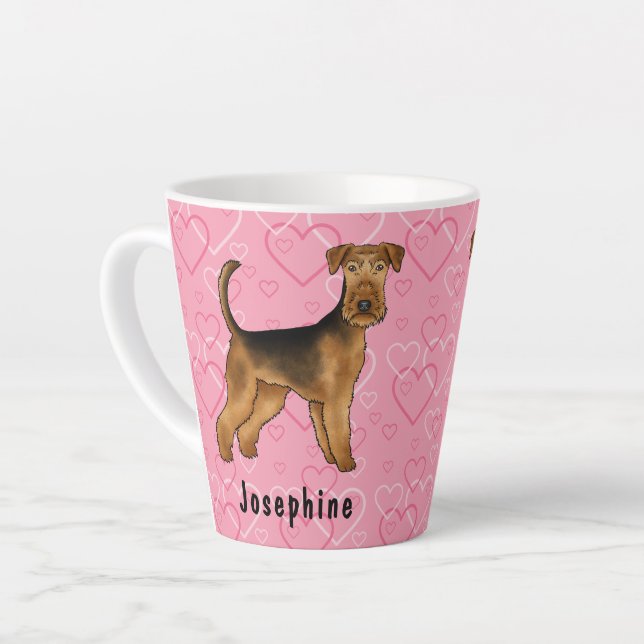Tasse Latte Chien Airedale Terrier avec des cœurs roses et un  (Angle gauche)