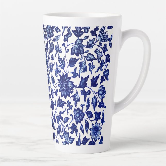 Tasse Latte Chinois bleu marine foncé motif floral sur blanc (Droite)