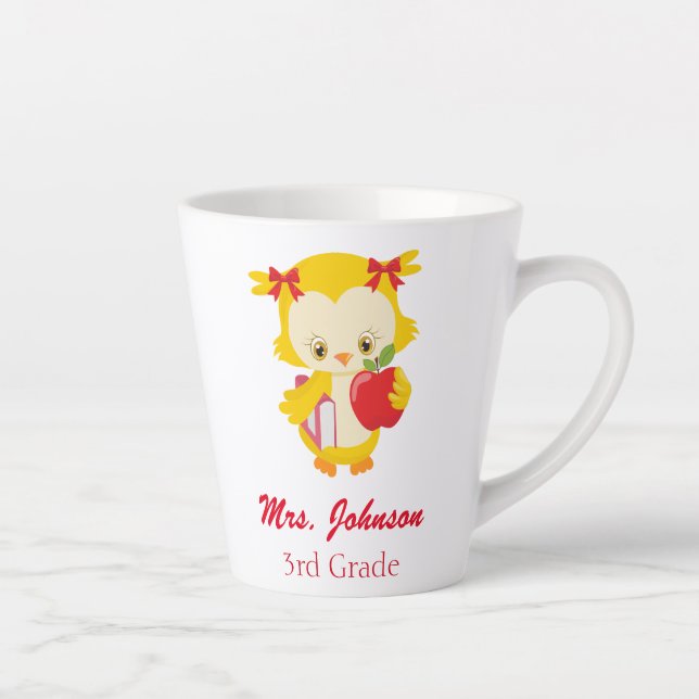 Tasse Latte Chouette jaune mignonne de troisième année (Droite)