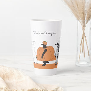 Tasse Latte Citrouille Whimsical Penguin Funny Halloween