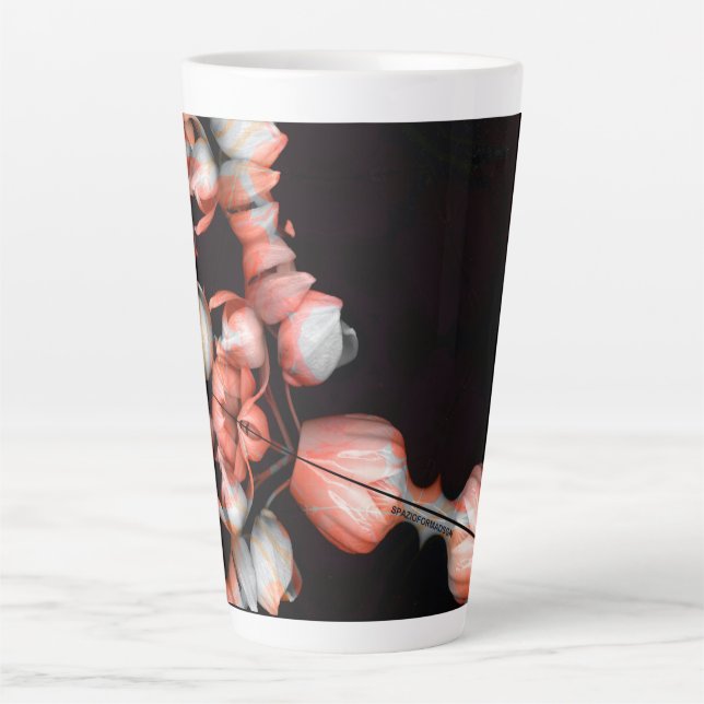 Tasse Latte "Cœur blanc dans noir venant du soleil" (Devant)