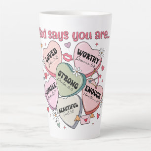 Tasse Latte Cœurs de bonbons de la Saint-Valentin Chrétiens