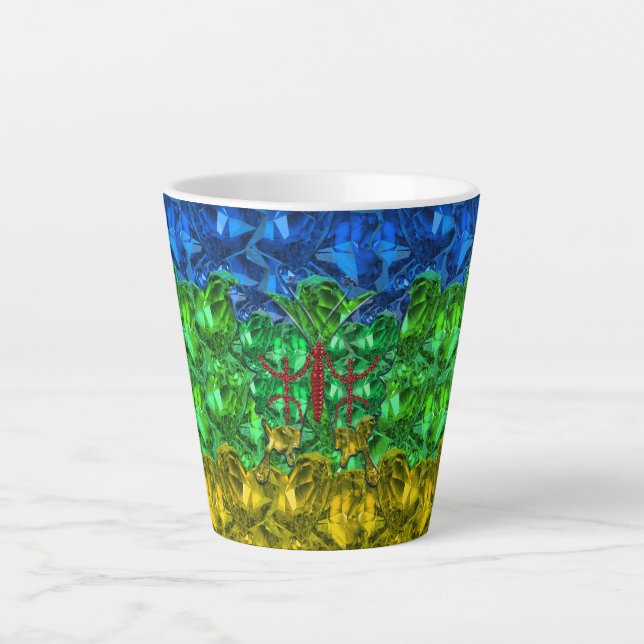 Tasse Latte Coeurs et papillon sur l'arrière - plan du drapeau (Devant)