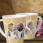 Tasse Latte Collage photo géométrique 9 Photo Miel Beige<br><div class="desc">Photo latte tasse avec collage photo géométrique en utilisant 9 de vos photos de famille préférées. Le modèle photo est configuré pour que vous puissiez ajouter vos photos, en travaillant en lignes de gauche à droite, pour former un motif de nid d'abeille. Le design hexagone est beige et blanc miel...</div>