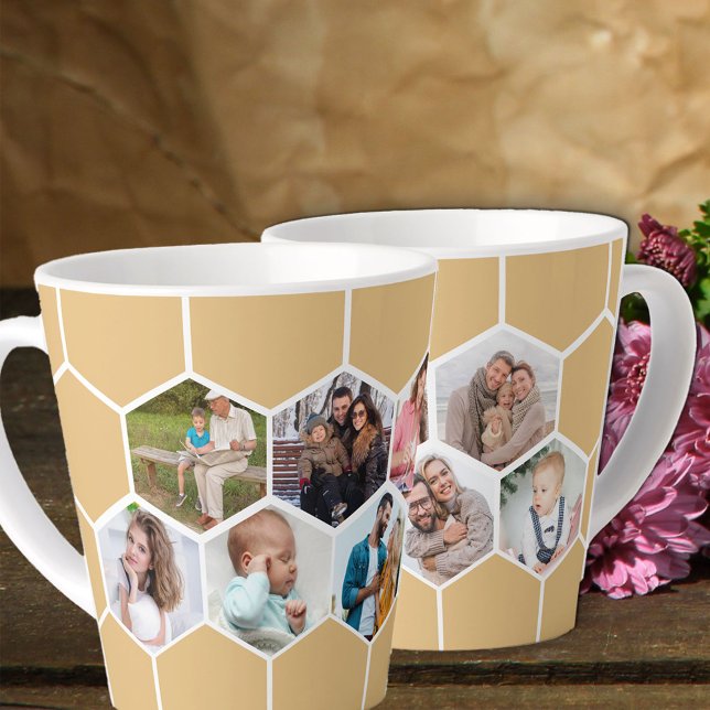Tasse Latte Collage photo géométrique 9 Photo Miel Beige (Photo latte mug with 9 of your favorite pics and honey beige hexagon honeycomb pattern)