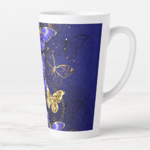 Tasse Latte Composition avec papillons de saphir