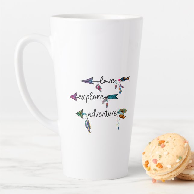 Tasse Latte Conception Tribale Bohème Flèche Aventure Explorer (En situation)