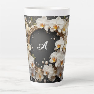 Tasse Latte Couronne florale d'orchidée blanche avec perles et