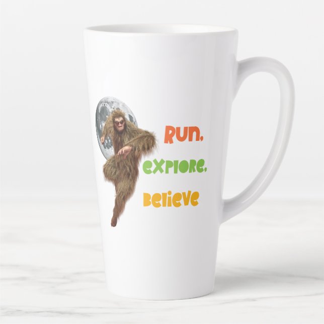 Tasse Latte Course d'aventure Sasquatch Believe Design (Droite)