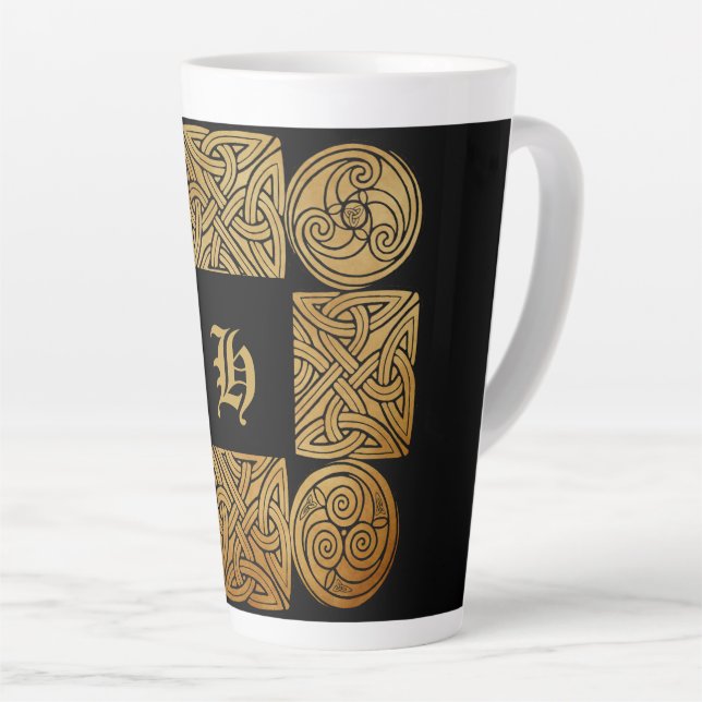Tasse Latte Croix de nouage celte personnalisée (Angle droit)