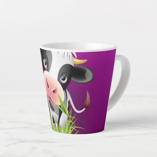 Tasse Latte Cute Holstein cow in grass over purple (Angle droit)
