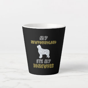 Tasse Latte Cute Newfie   Mon Terre-Neuve a mangé mes devoirs