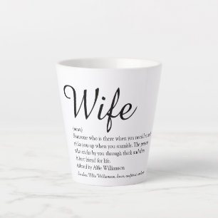 Tasse Latte Définition de femme à l'écriture chic noir et blan