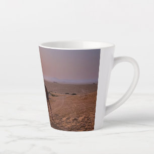 Tasse Latte Desert landscape