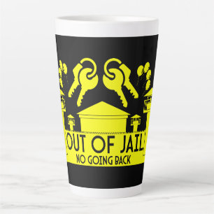 Tasse Latte Don De Libération De La Prison Hors Prison