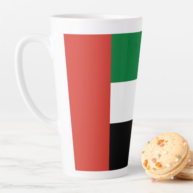 Tasse Latte Drapeau des Émirats arabes unis (En situation)