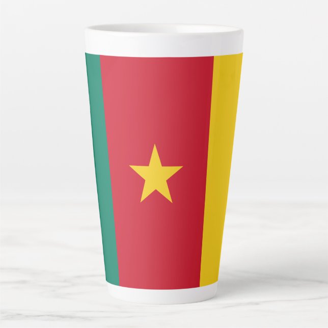 Tasse Latte Drapeau patriotique du Cameroun (Devant)